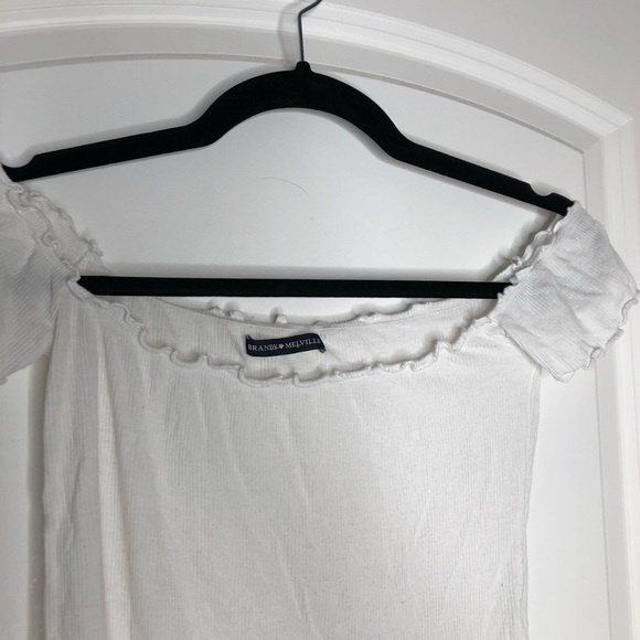 Off The Shoulder Cropped Top - Picture 3 of 3